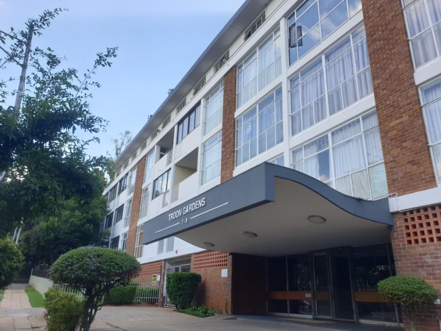1 Bedroom Property for Sale in Illovo Gauteng
