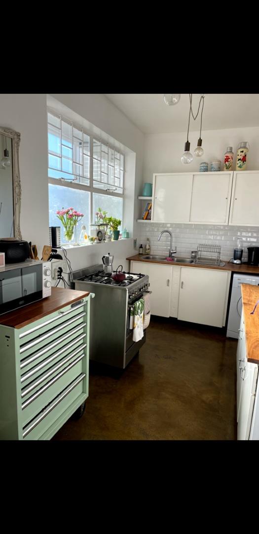 1 Bedroom Property for Sale in Illovo Gauteng
