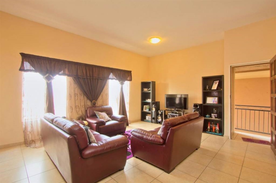 To Let 2 Bedroom Property for Rent in Norkem Park Gauteng