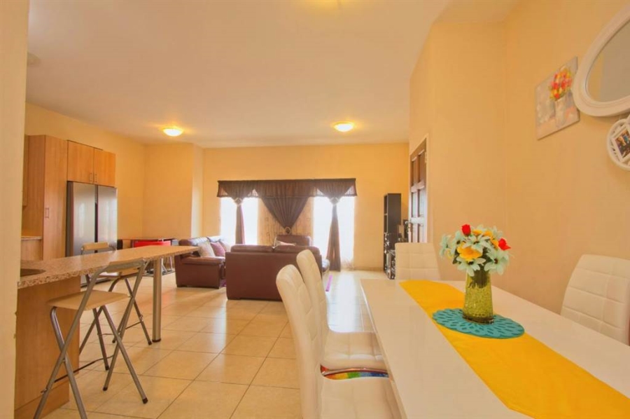 To Let 2 Bedroom Property for Rent in Norkem Park Gauteng