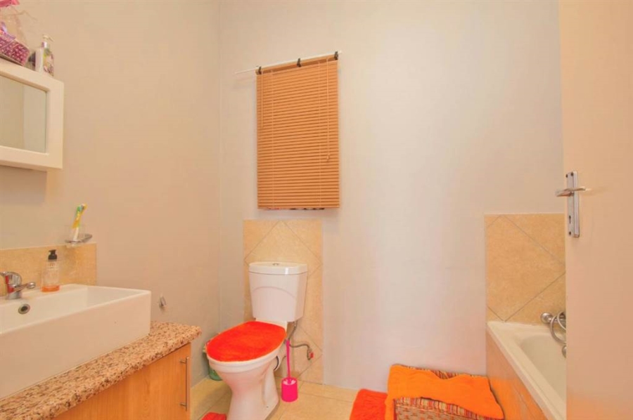 To Let 2 Bedroom Property for Rent in Norkem Park Gauteng