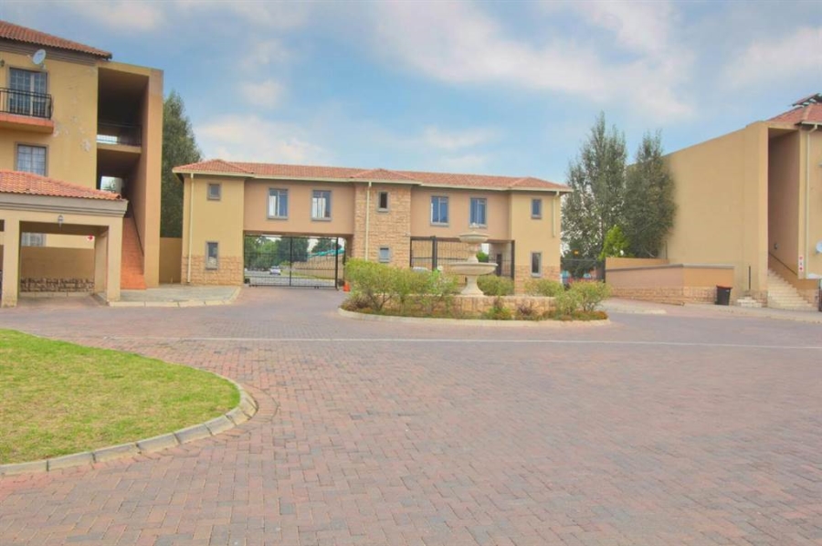 To Let 2 Bedroom Property for Rent in Norkem Park Gauteng