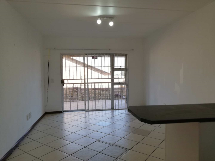 2 Bedroom Property for Sale in Honeypark Gauteng