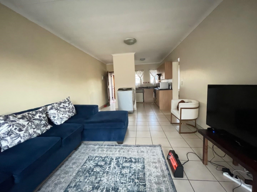 To Let 2 Bedroom Property for Rent in Meredale Gauteng
