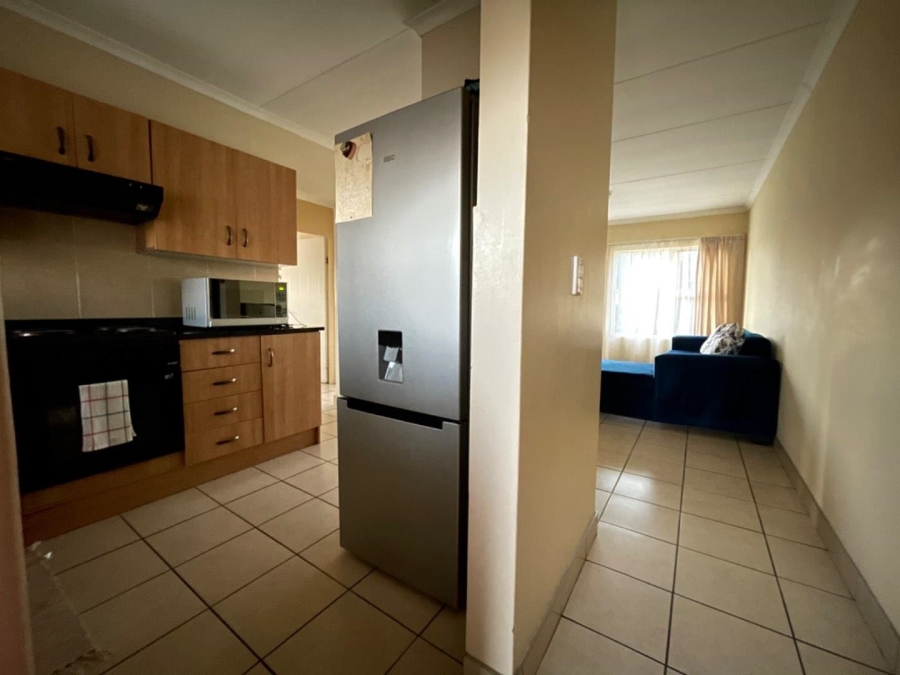 To Let 2 Bedroom Property for Rent in Meredale Gauteng