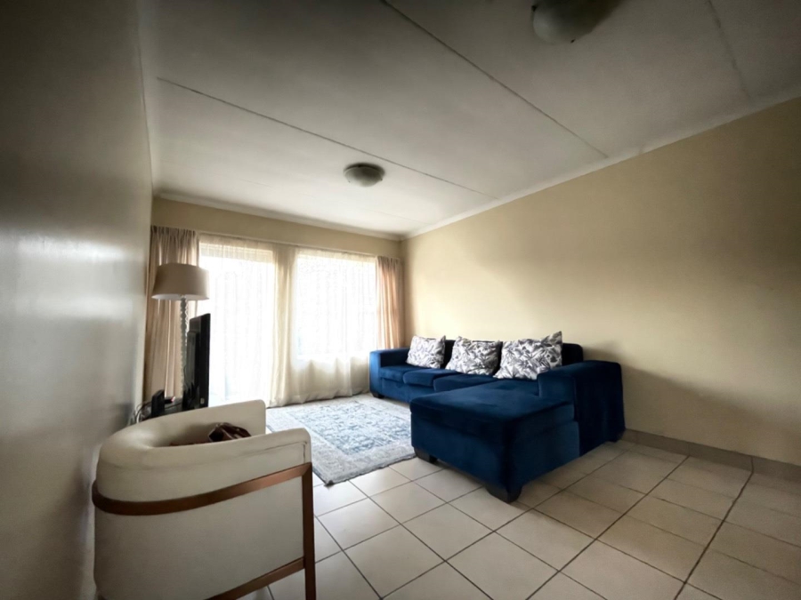 To Let 2 Bedroom Property for Rent in Meredale Gauteng
