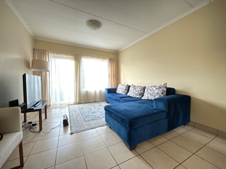 To Let 2 Bedroom Property for Rent in Meredale Gauteng