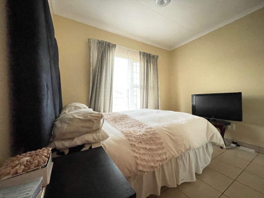 To Let 2 Bedroom Property for Rent in Meredale Gauteng