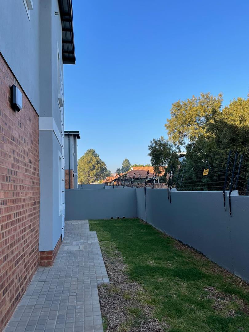 To Let 2 Bedroom Property for Rent in Montana Gauteng