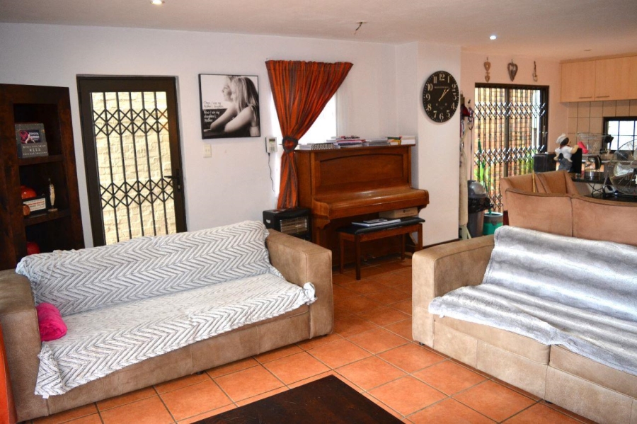 3 Bedroom Property for Sale in Boardwalk Gauteng