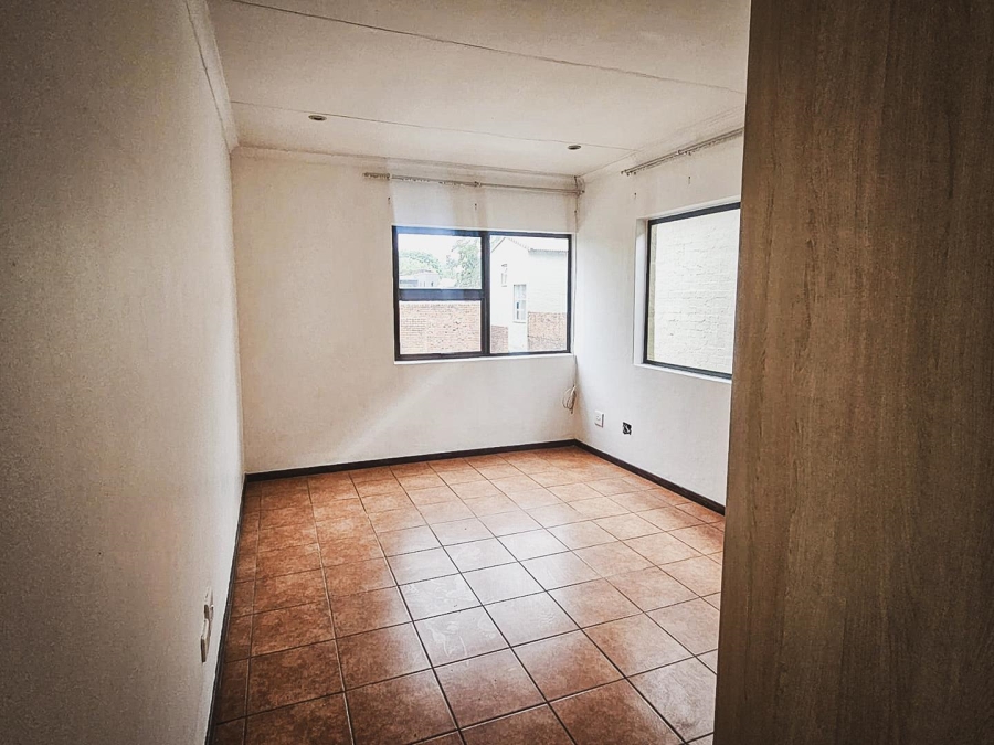 3 Bedroom Property for Sale in Boardwalk Gauteng