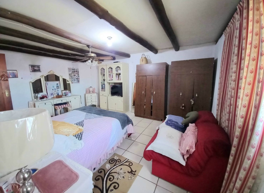 5 Bedroom Property for Sale in Elandsfontein A H Gauteng
