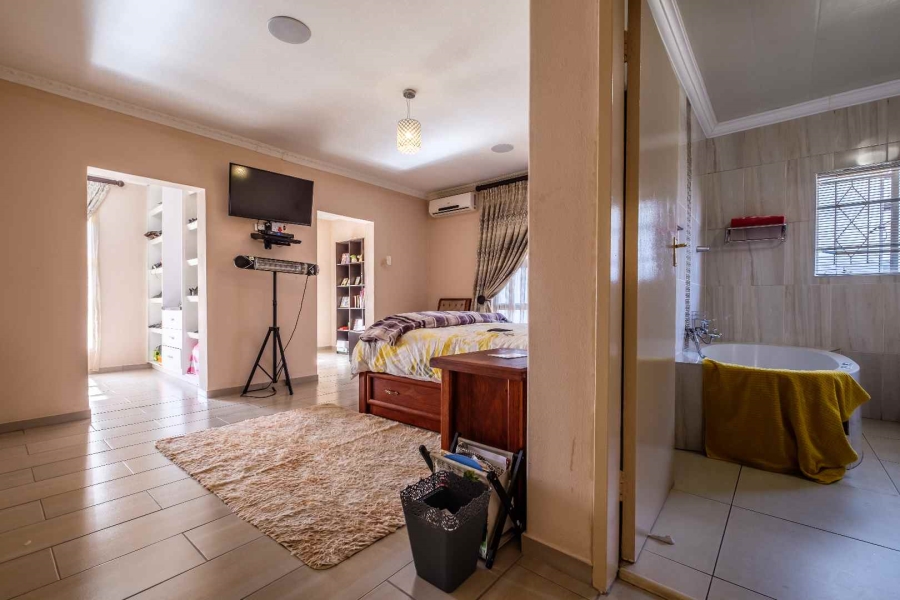 4 Bedroom Property for Sale in Winchester Hills Gauteng