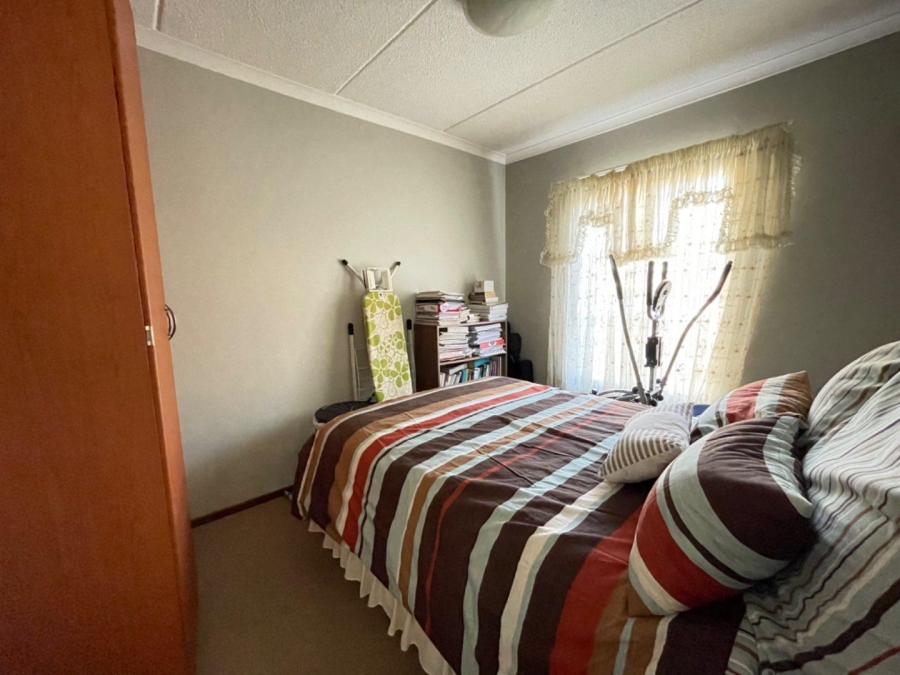 2 Bedroom Property for Sale in Terenure Gauteng