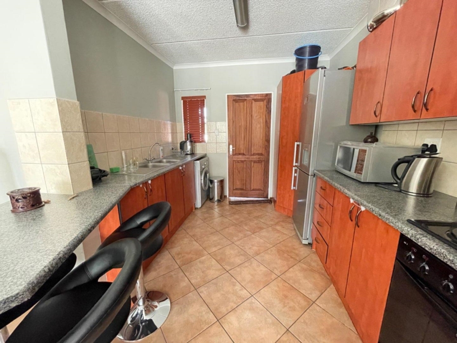 2 Bedroom Property for Sale in Terenure Gauteng