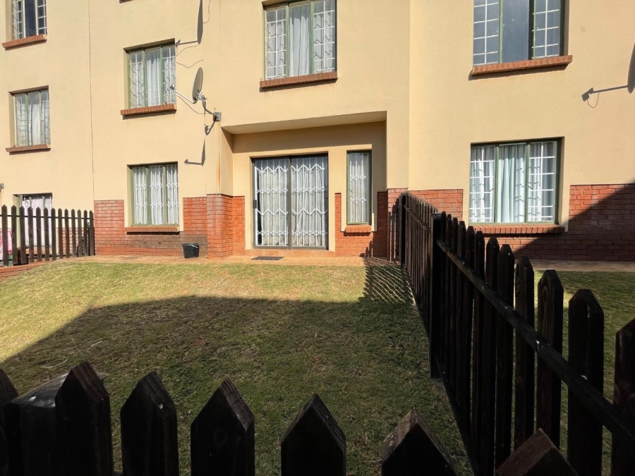 2 Bedroom Property for Sale in Terenure Gauteng