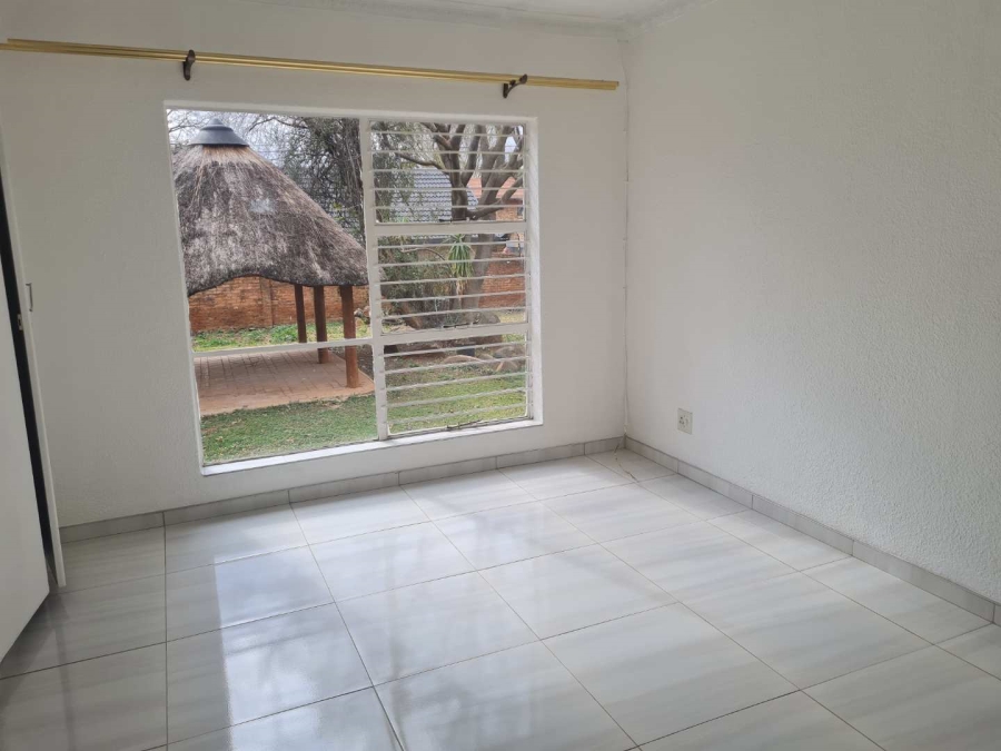 To Let 3 Bedroom Property for Rent in Wierdapark Gauteng