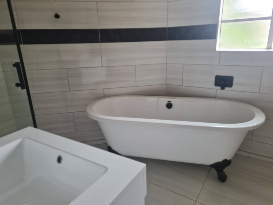 To Let 3 Bedroom Property for Rent in Wierdapark Gauteng