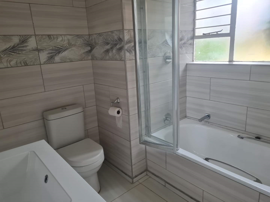 To Let 3 Bedroom Property for Rent in Wierdapark Gauteng