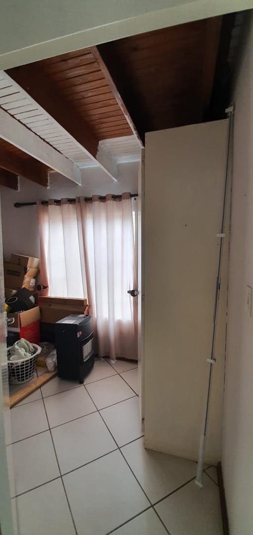 3 Bedroom Property for Sale in Noordwyk Gauteng