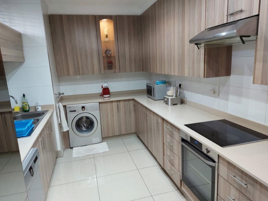 3 Bedroom Property for Sale in Benmore Gauteng
