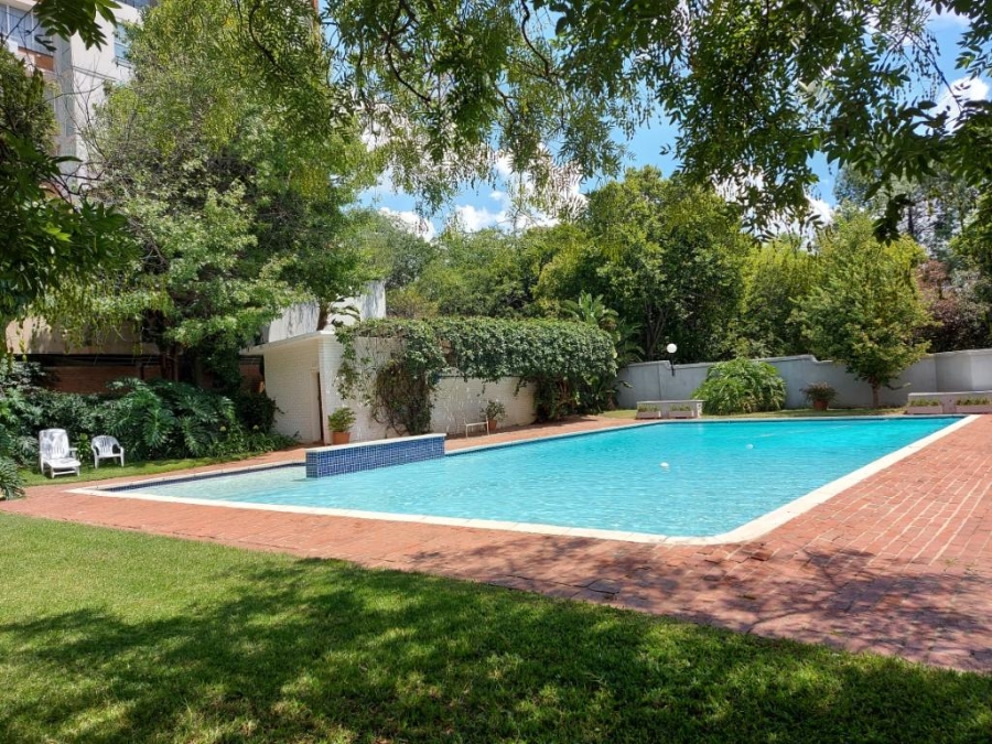 3 Bedroom Property for Sale in Benmore Gauteng