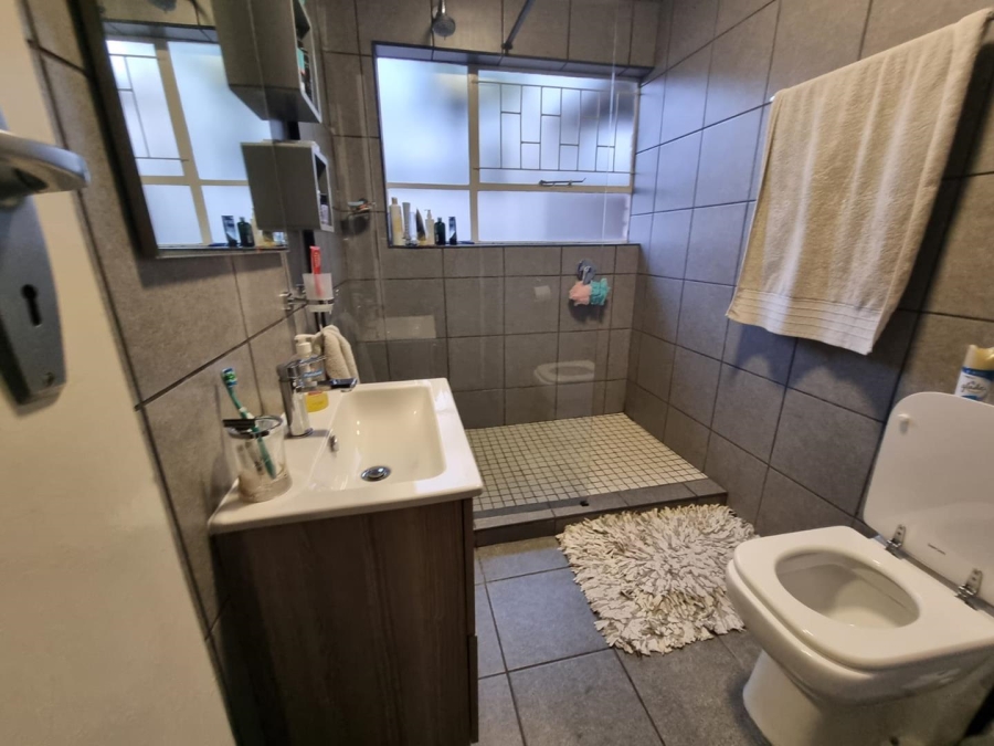 To Let 3 Bedroom Property for Rent in Garsfontein Gauteng