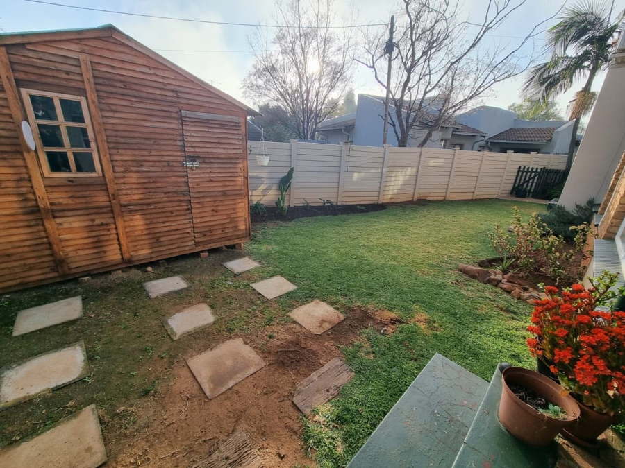 To Let 3 Bedroom Property for Rent in Garsfontein Gauteng