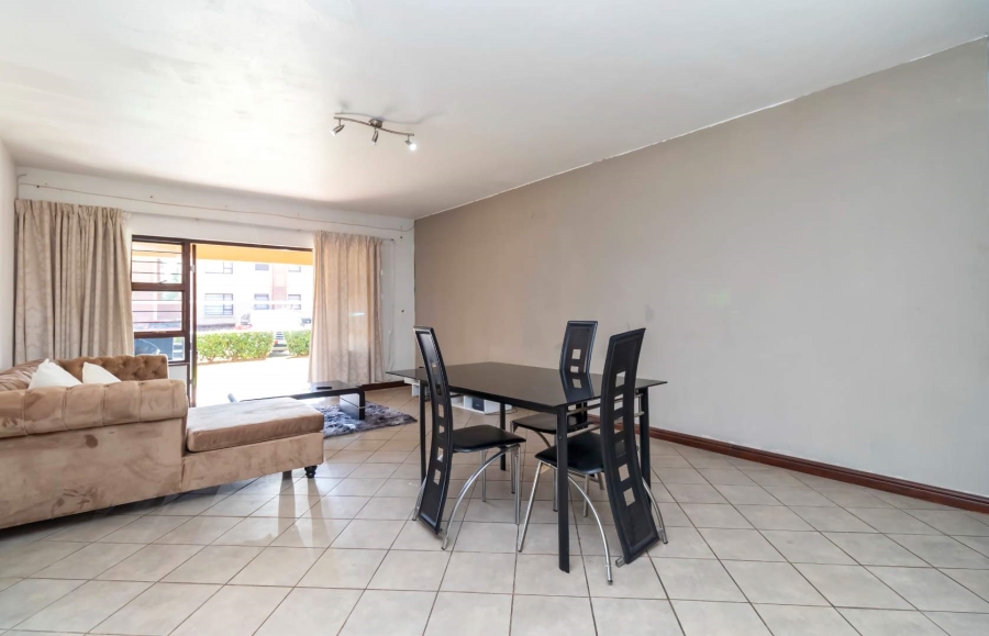 To Let 2 Bedroom Property for Rent in Honeydew Gauteng