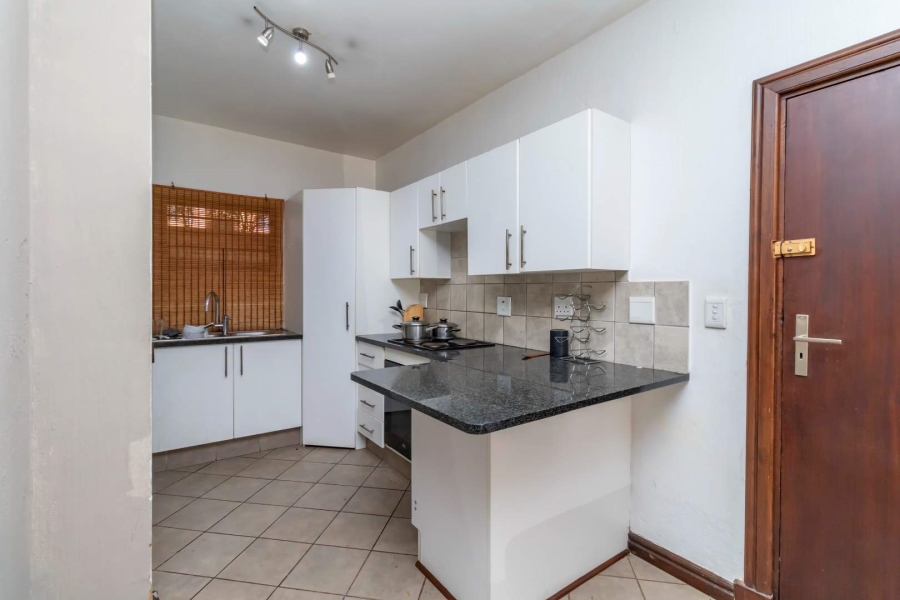 To Let 2 Bedroom Property for Rent in Honeydew Gauteng