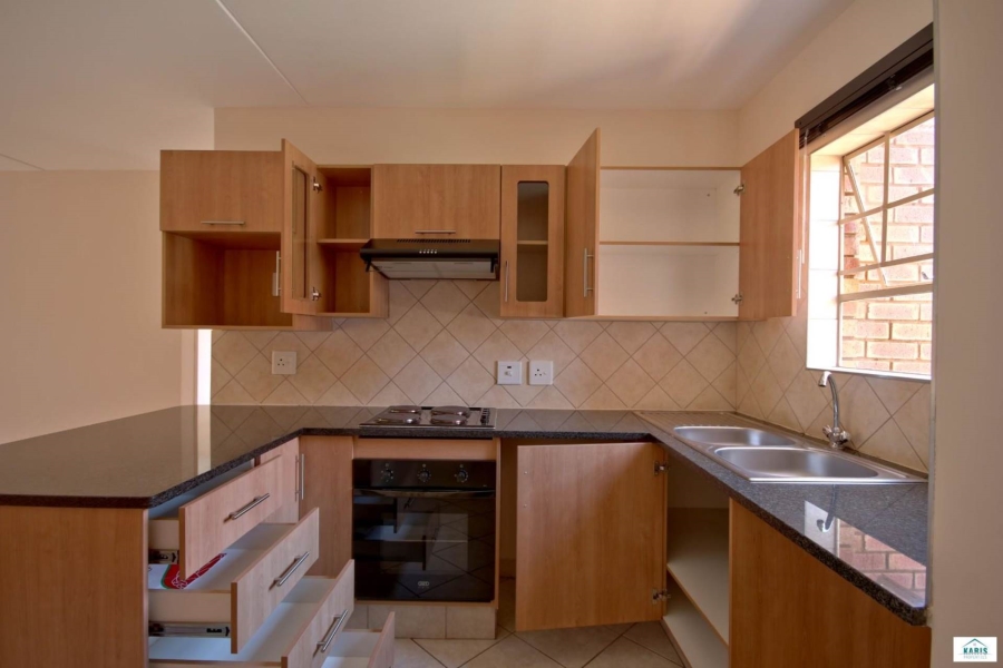 To Let 2 Bedroom Property for Rent in Elardus Park Gauteng