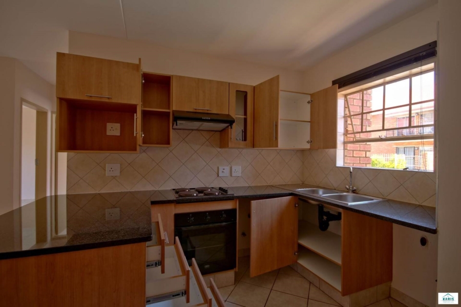 To Let 2 Bedroom Property for Rent in Elardus Park Gauteng