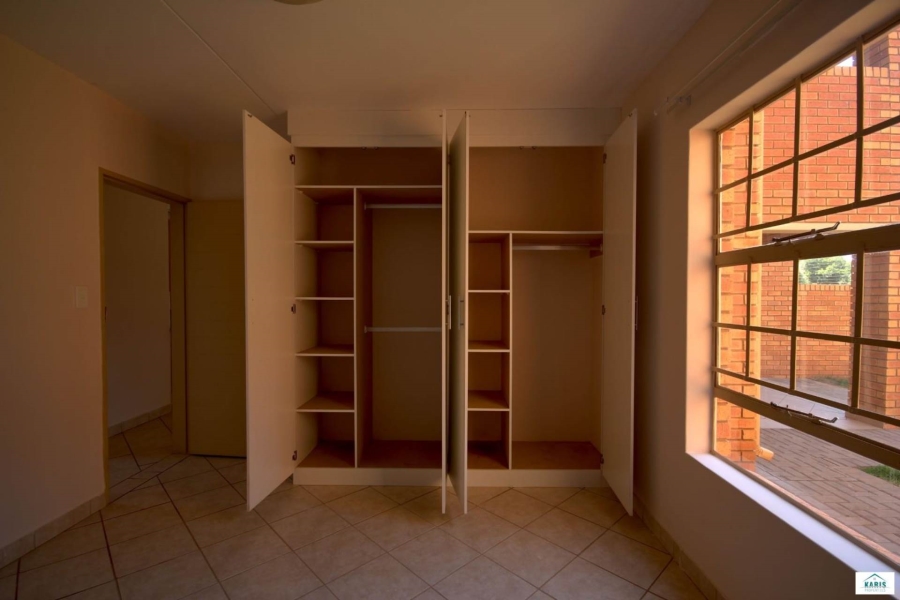 To Let 2 Bedroom Property for Rent in Elardus Park Gauteng