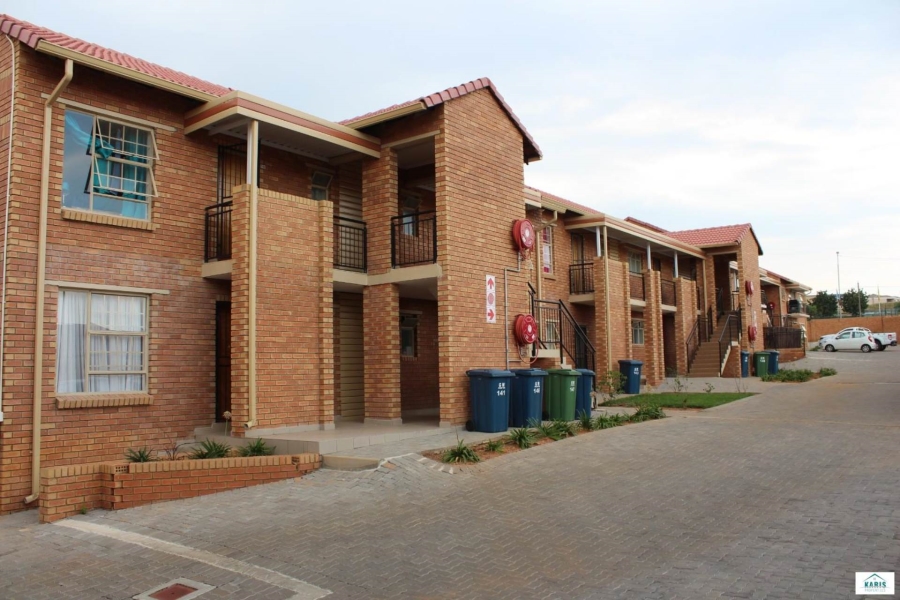 To Let 2 Bedroom Property for Rent in Elardus Park Gauteng