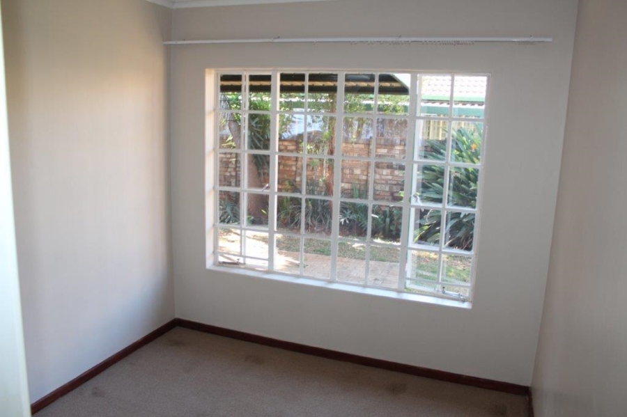 To Let 2 Bedroom Property for Rent in Annlin Gauteng