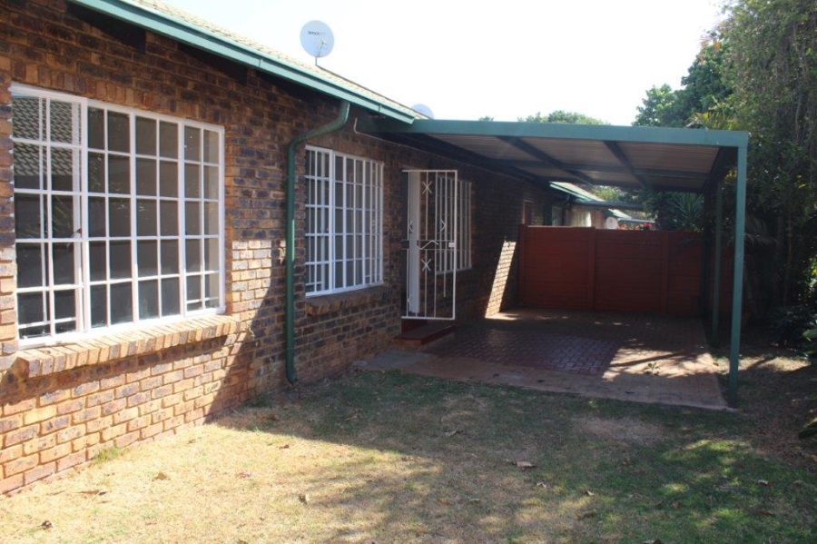 To Let 2 Bedroom Property for Rent in Annlin Gauteng