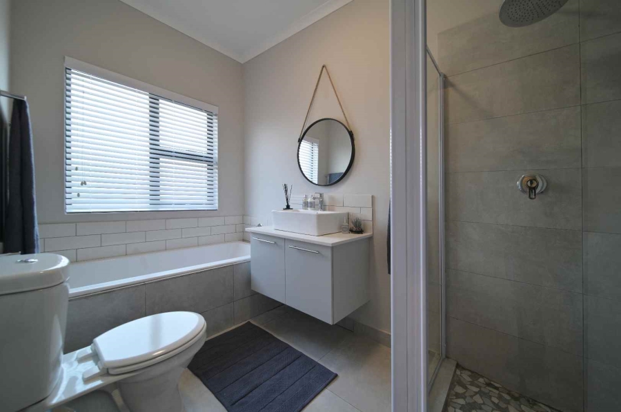 3 Bedroom Property for Sale in Country View Gauteng