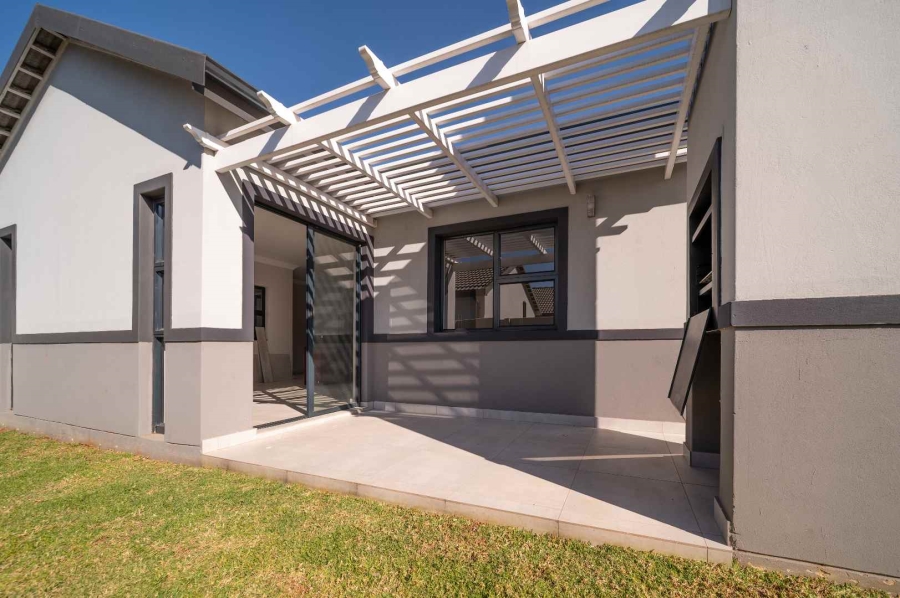 3 Bedroom Property for Sale in Country View Gauteng