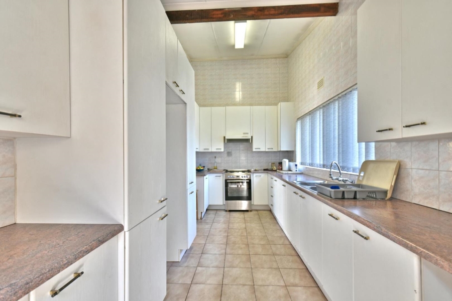 4 Bedroom Property for Sale in Brackenhurst Gauteng