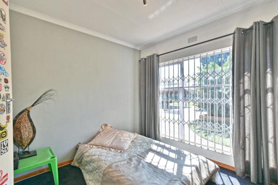 4 Bedroom Property for Sale in Brackenhurst Gauteng