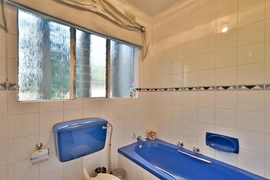 4 Bedroom Property for Sale in Brackenhurst Gauteng