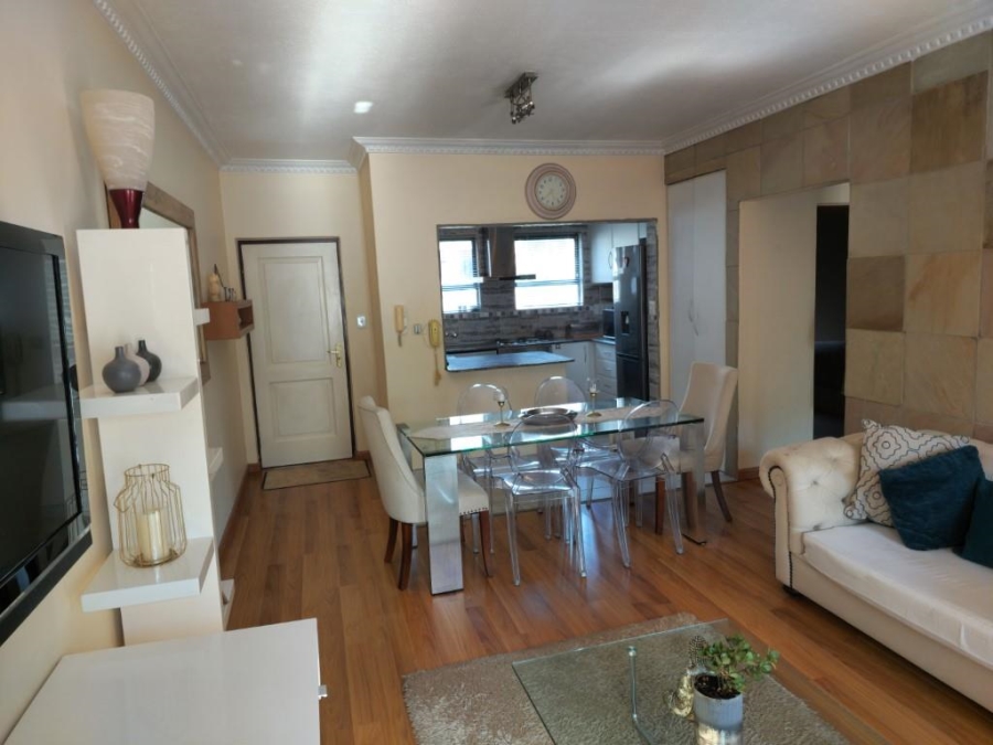 To Let 2 Bedroom Property for Rent in Melrose Gauteng
