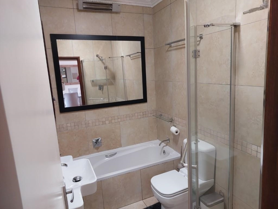 To Let 2 Bedroom Property for Rent in Melrose Gauteng