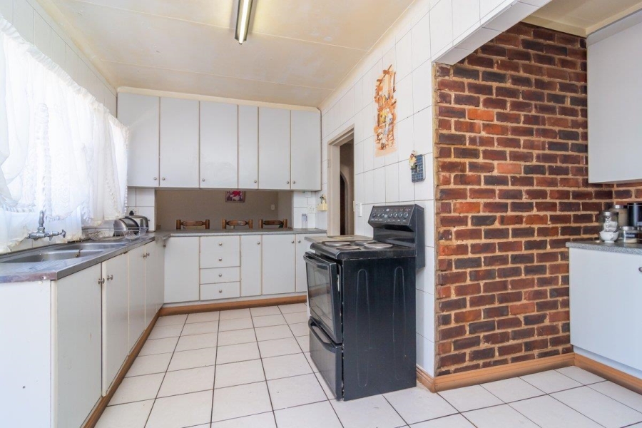 3 Bedroom Property for Sale in Groblerpark Gauteng