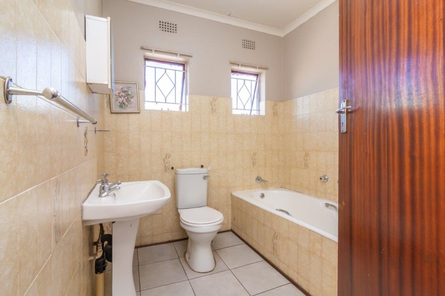 3 Bedroom Property for Sale in Groblerpark Gauteng