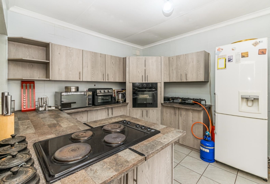 3 Bedroom Property for Sale in Horison Gauteng