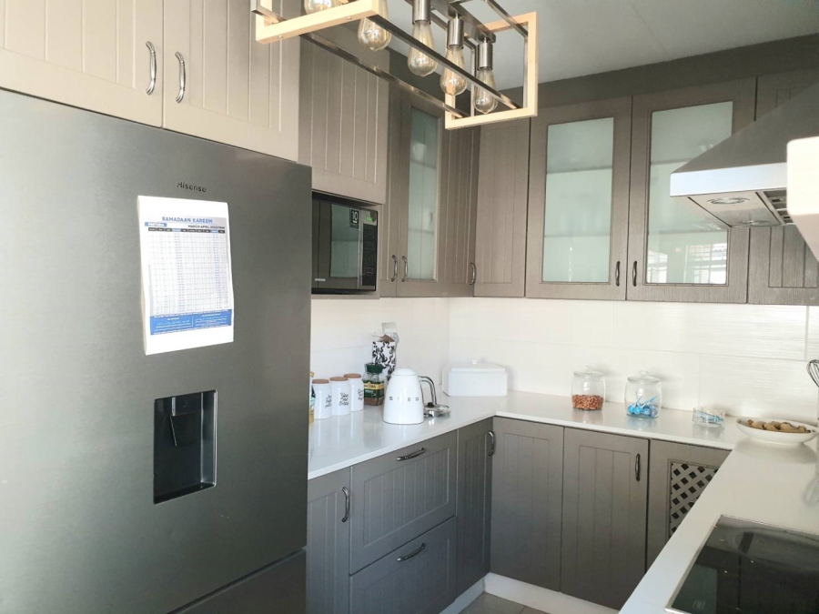 3 Bedroom Property for Sale in Equestria Gauteng