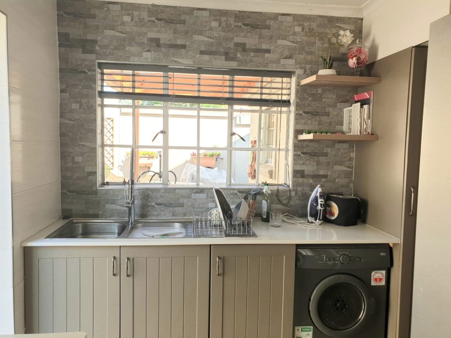3 Bedroom Property for Sale in Equestria Gauteng