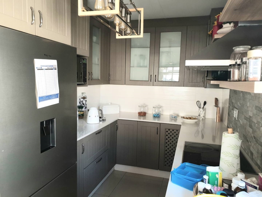 3 Bedroom Property for Sale in Equestria Gauteng