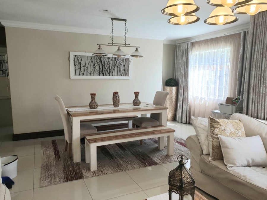 3 Bedroom Property for Sale in Equestria Gauteng